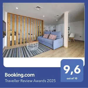 https://modern-independent-studio-apt-in-luxury-villa.1costadelsol.com